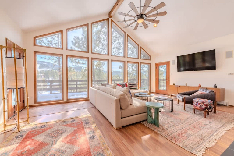 Interior 3, Grand Angel Fire Mountain Luxury ski Chalet, Colfax