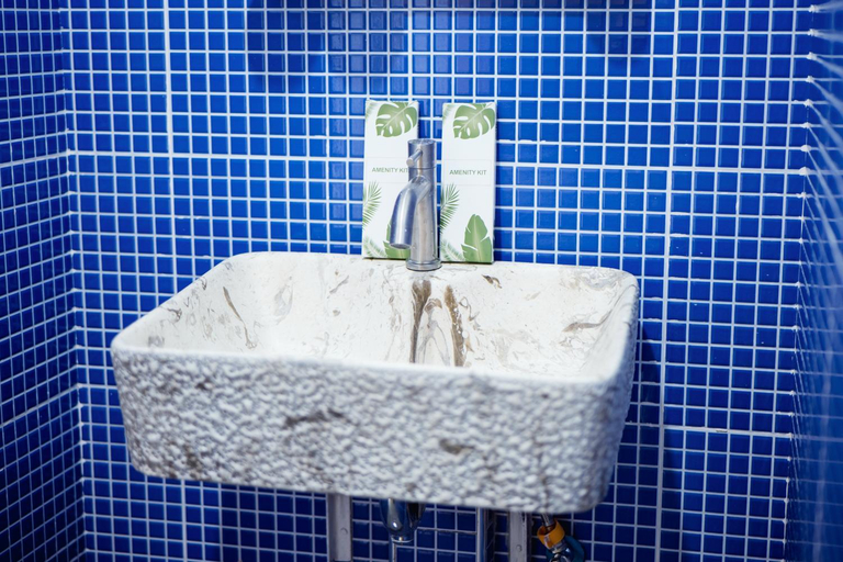 Bathroom 5, Malabuyoc Resort Cebu, Malabuyoc