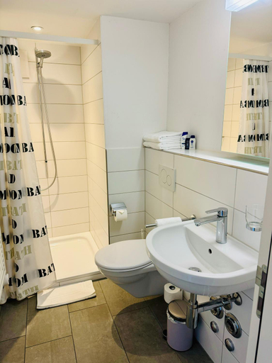 Bathroom, Gasthaus Hirschen Mandach by perfect lifestyle, Brugg
