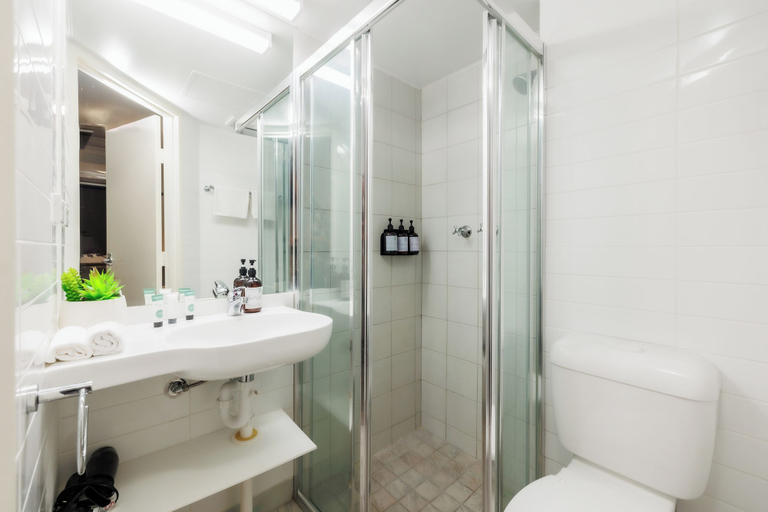 Bathroom 4, Comfort Inn Darwin, Darwin