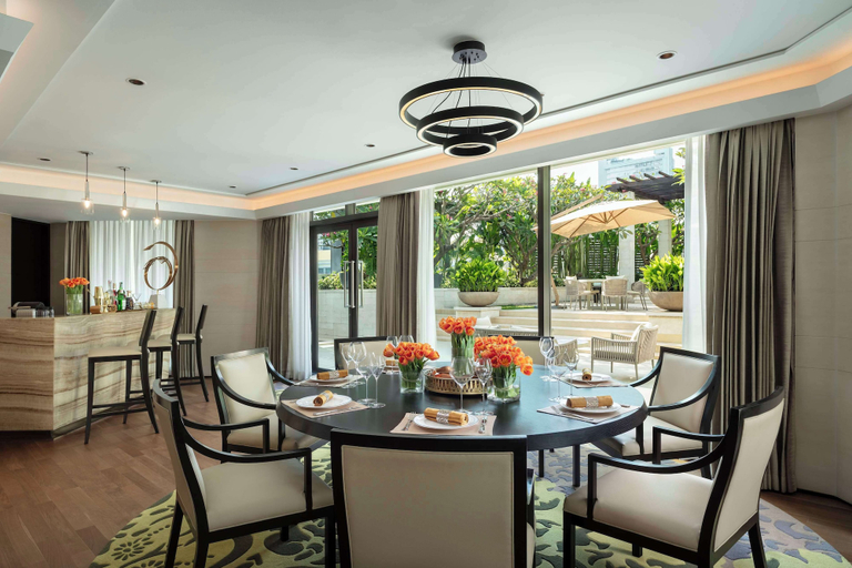 Dining Room 13
