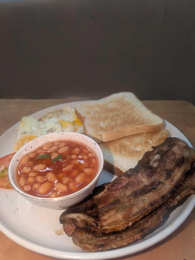 Food & Drinks, La'Mathil, City of Tshwane