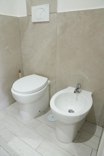 Bathroom 3, Iluma Via Roma, Napoli
