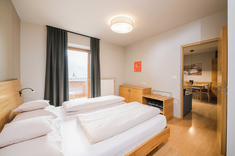 Bedroom 3, paloria apartments & sport, Bolzano