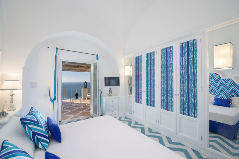 Room 4, Luxury Villa Malika - Breathtaking View of Capri and Positano, Salerno