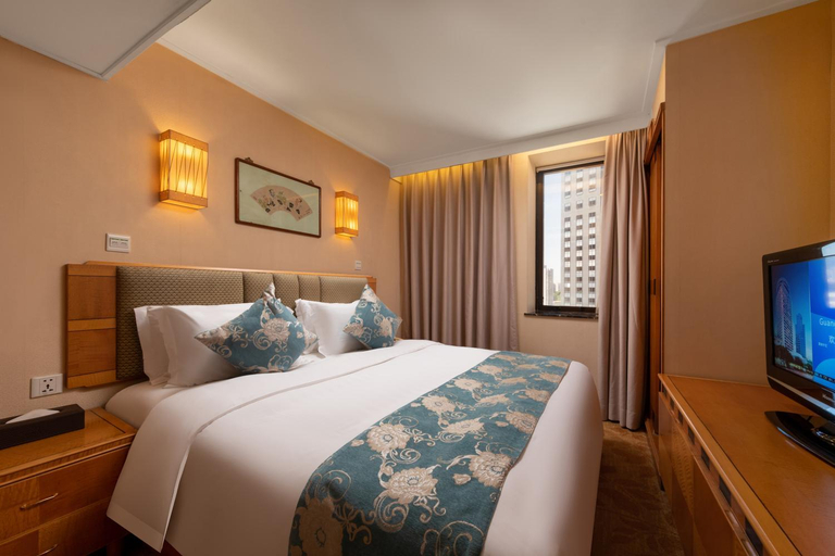 Bedroom 26