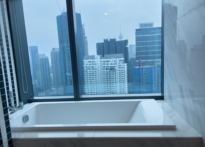 Bathroom 3, Crystal Suite at Eaton KLCC, Kuala Lumpur