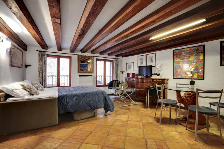 Room 2, Rialto Canal View by Wonderful Italy, Venezia
