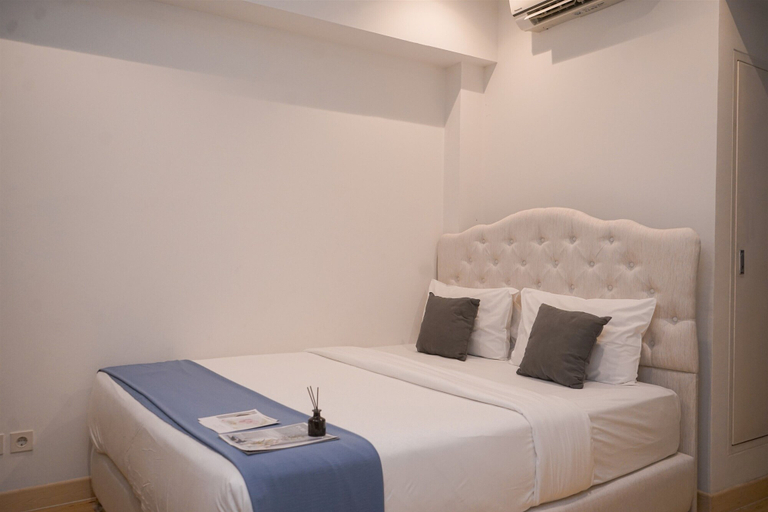 Bedroom 3, Comfy And Minimalist 1Br Apartment Branz Bsd City, South Tangerang