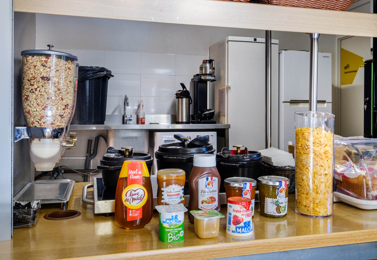 Food & Drinks 3, B&b Hotel Villeneuve-loubet Plage, Alpes-Maritimes