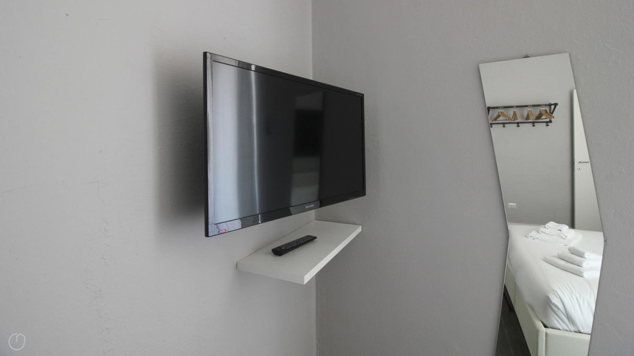 Bedroom 2, Italianway Easy - Melzo 12 - Swing, Milano