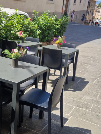 Food & Drinks 5, Brizi 5, Perugia