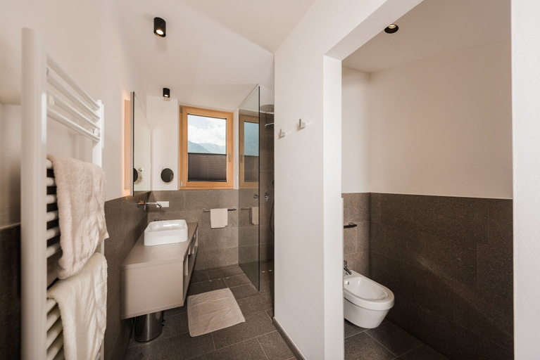 Bathroom 5, paloria apartments & sport, Bolzano