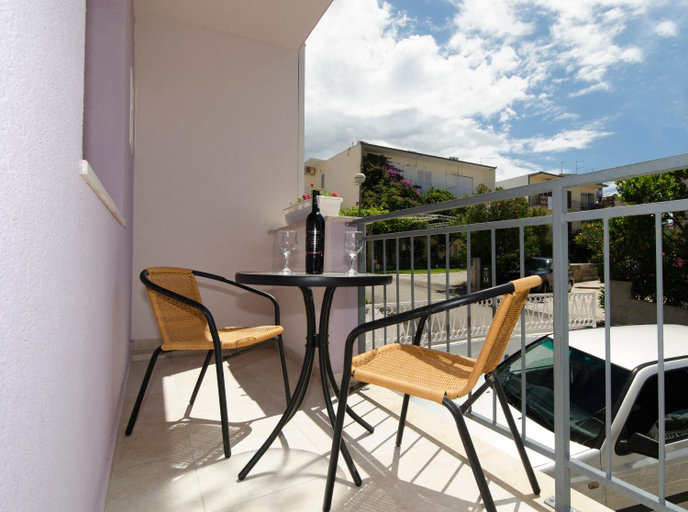 Others 4, City Apartments Nada, Makarska
