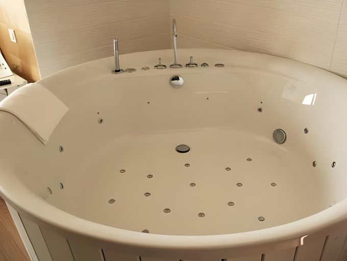 Bathroom 15
