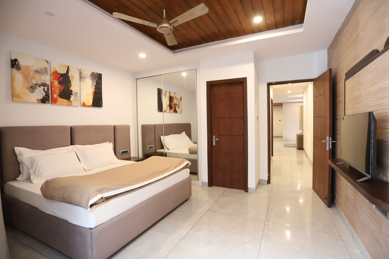Bedroom 2, Juniper Whisper, Shimla