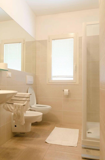 Others 4, Luxury Suites Collection - Etrò, Rimini