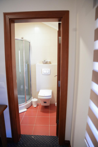 Others 5, Comfort Lodge, Stara Pazova
