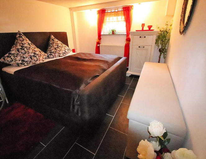 Room 3, Holiday Home in Storkow Near Storkow Castle, Oder-Spree