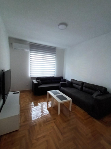 2, Gorana 1, Belgrade