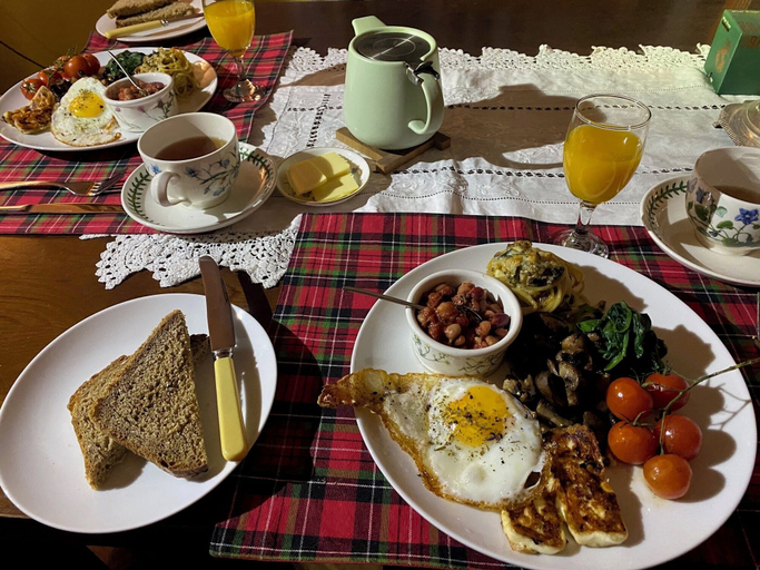Food & Drinks 5, Organic Welltree, Perthshire and Kinross