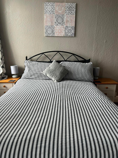 Bedroom 5, St Moritz, Conwy