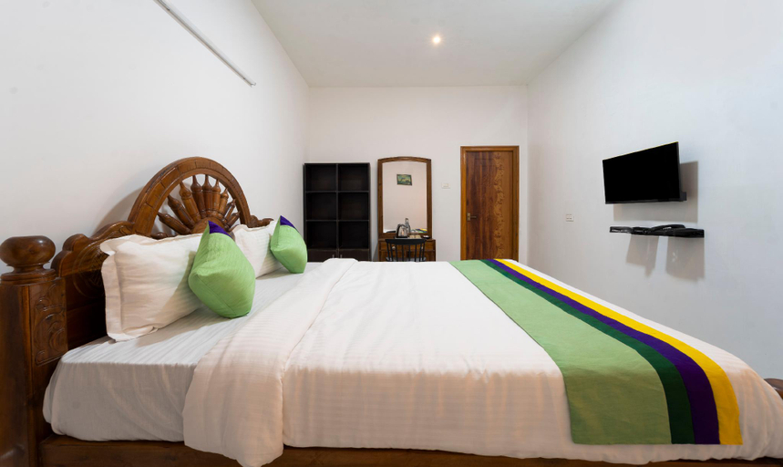 Bedroom 3, Treebo The Regalia Rooms With Mountain View, Dindigul