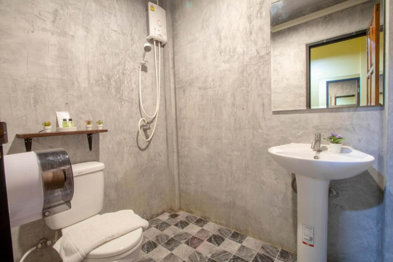 Bathroom 4, Tuscany Land Resort, Don Muang