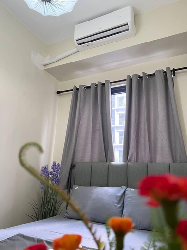 Bedroom 2, Shore 3 1 BR 1006, Pasay City