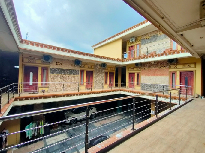Exterior & Views 2, Omah Sewu 68 Residence By Reccoma, Surabaya