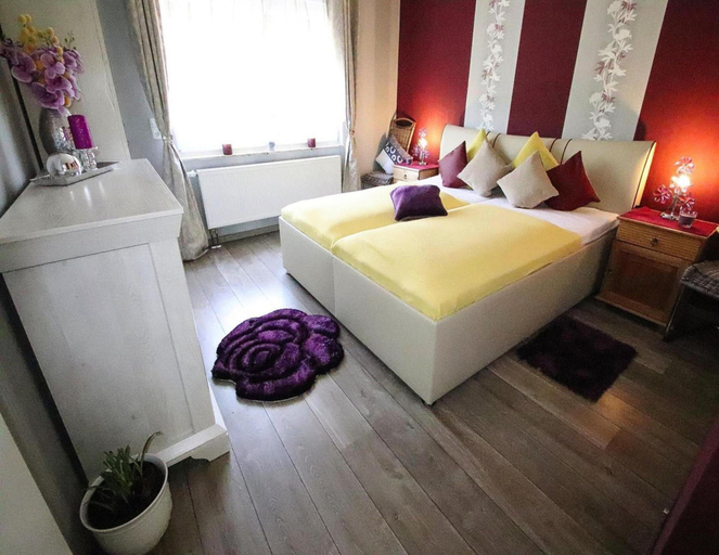 Room 4, Holiday Home in Storkow Near Storkow Castle, Oder-Spree