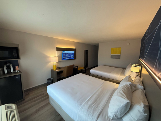 Others 3, Comfort Inn & Suites Danbury-Bethel, Fairfield