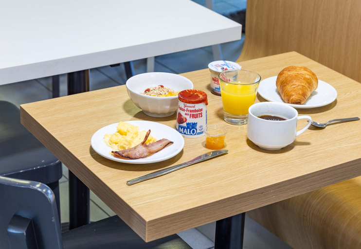 Food & Drinks 5, B&B Hotel Rennes Nord St Gregoire, Ille-et-Vilaine