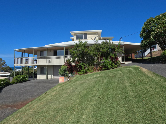 Others 3, Solitary Islands Lodge, Coffs Harbour - Pt B