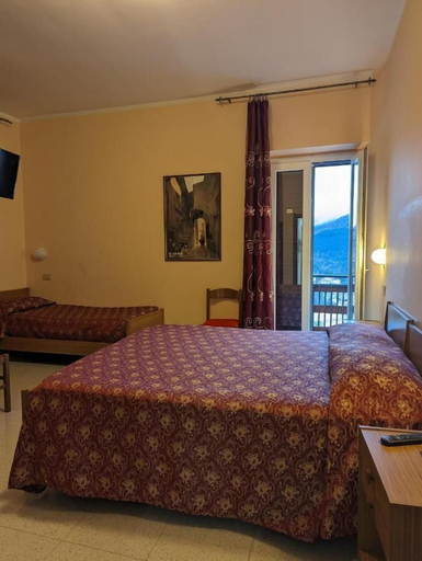 Bedroom 4, Albergo Seggiovia Scanno, L'Aquila