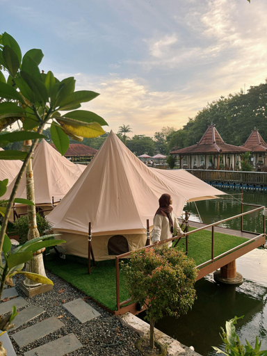 Floating Glamping, Sleman