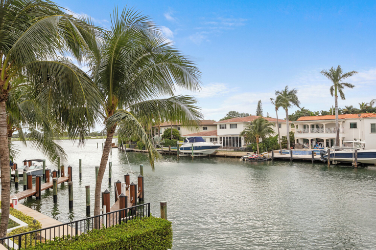 Exterior & Views, Bay Harbor Sunset Apt 2C, Miami-Dade