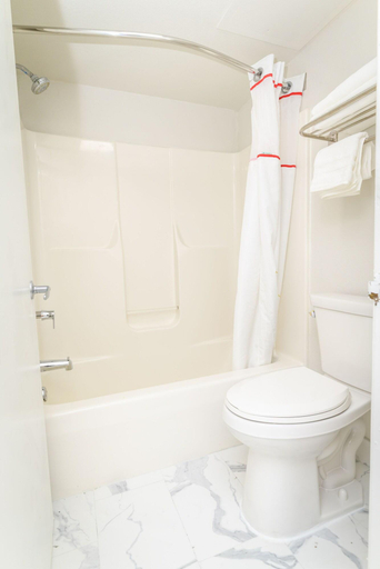 Bathroom 3, Philadelphia Suites Extended Stay, Philadelphia