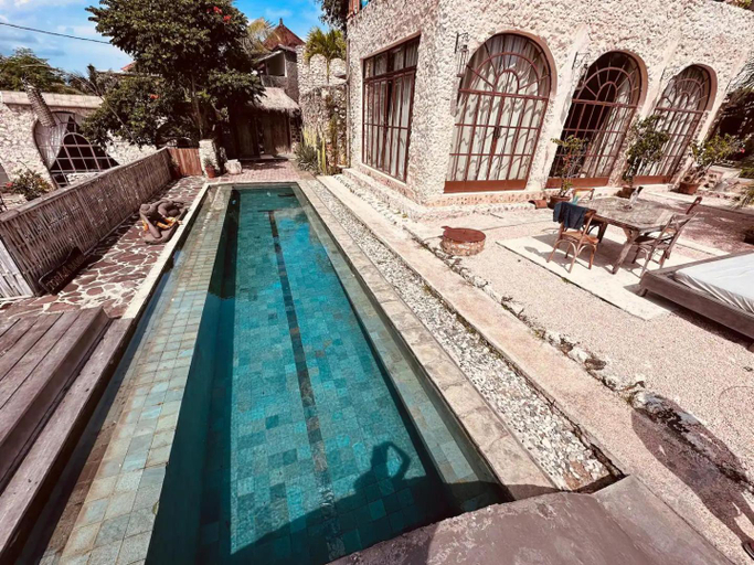 Sport & Beauty 2, Luxurious Seaview 2bedrooms Pineapple Villa, Uluwatu, Badung