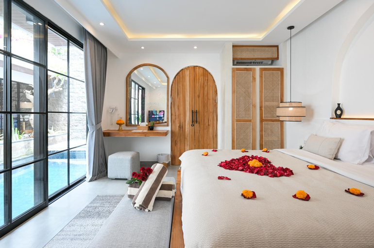 Bedroom 8