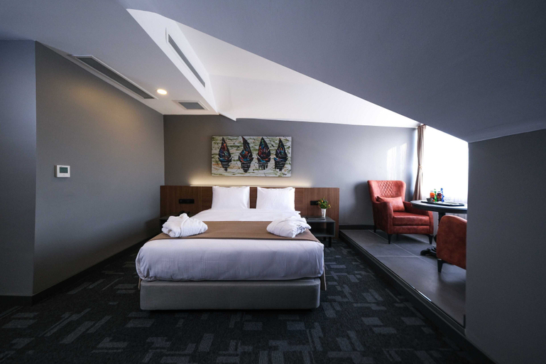 Bedroom 2, Luxon Hotel Sakarya, Merkez