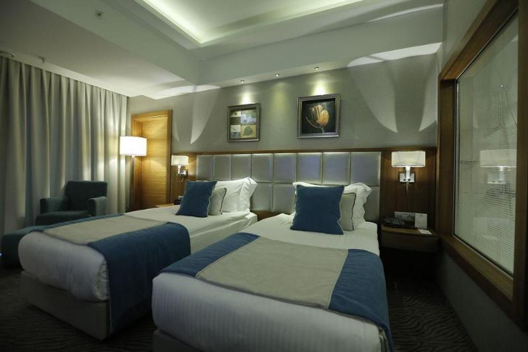 Bedroom 3, Doubletree by Hilton Izmir Karsiyaka, Karşıyaka
