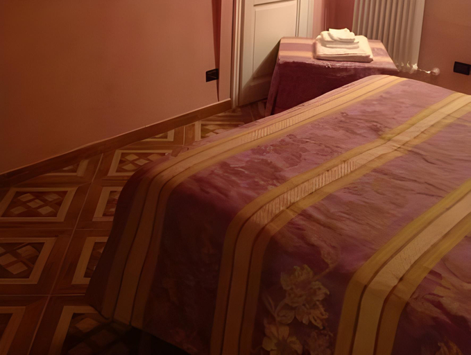 Bedroom 9