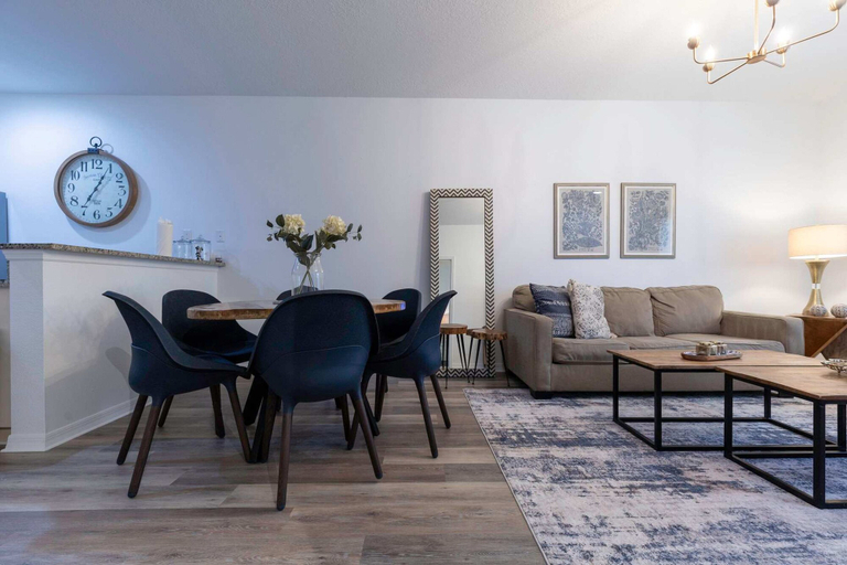 Room 2, Fabulous Townhome Near the Parks, Osceola