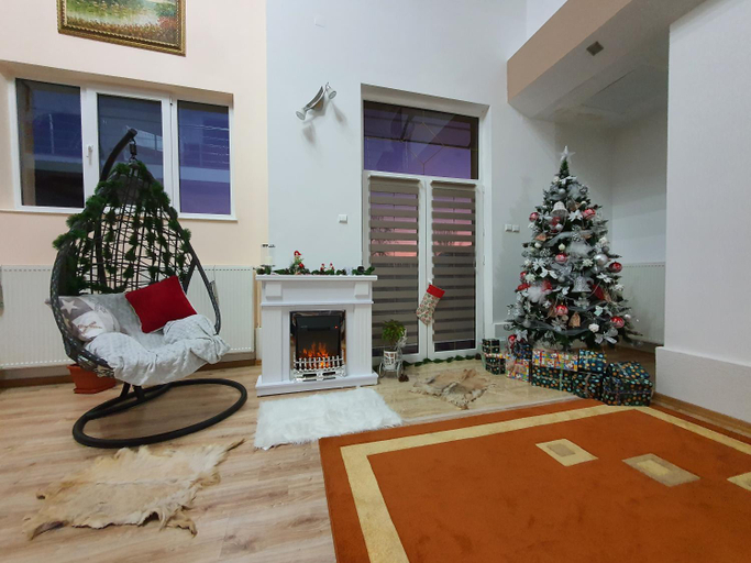 Others 2, Bonton Rooms, Targu Jiu