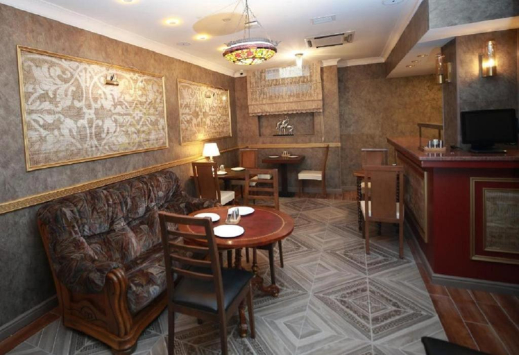 Food & Drinks, West Inn Palace Hotel, Baku