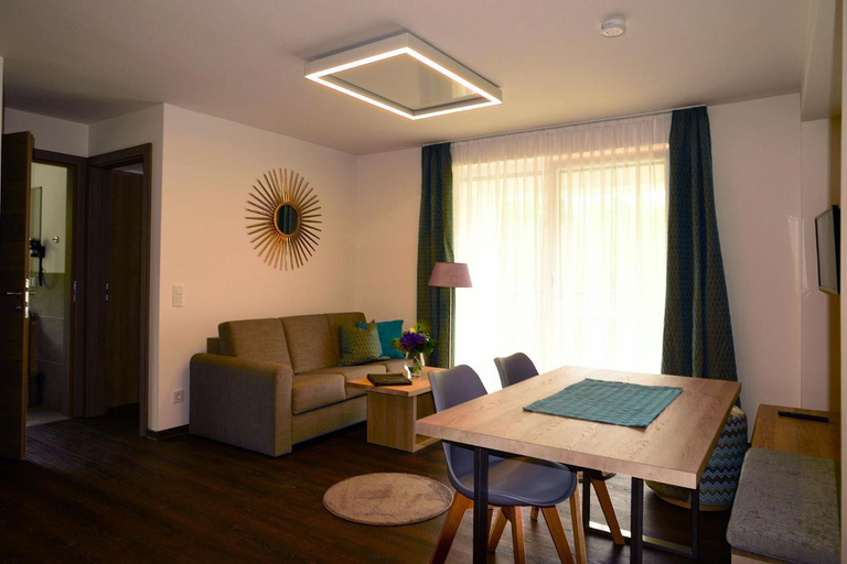 Dining Room 4