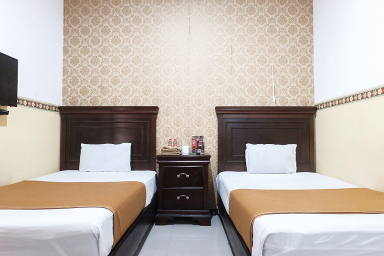 Bedroom 3, Guest House near Soekarno Hatta (Griya Kendedes), Malang