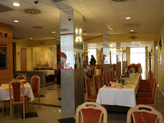 Food & Drinks 2, Zuglo Hotel, Budapesti