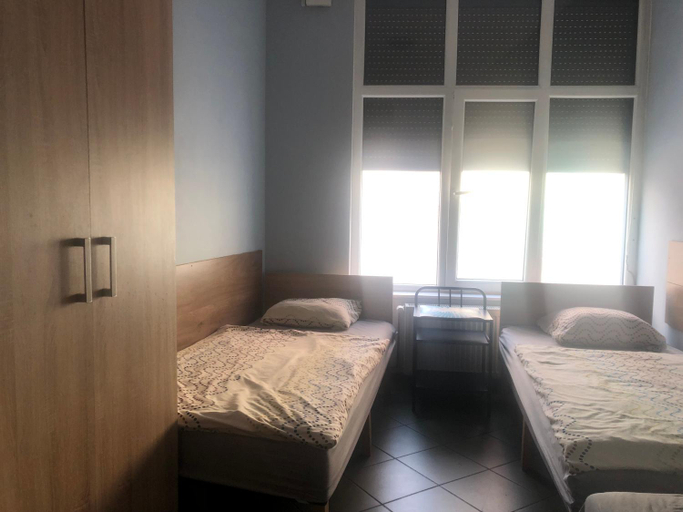 Others 2, Noclegi Szostka, Wałbrzych
